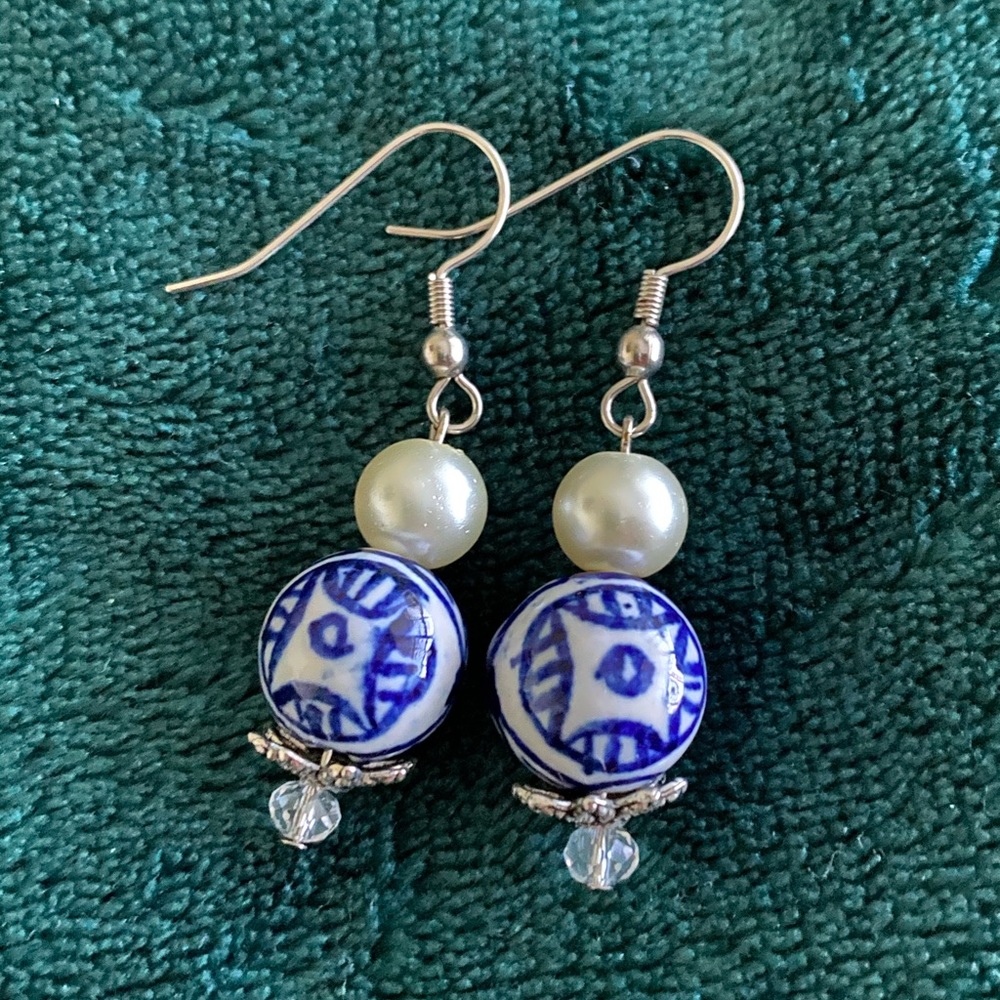 Pearl and Blue Duo